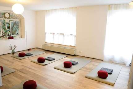 Büro in Stuttgart 450 € 95 m² zimmer