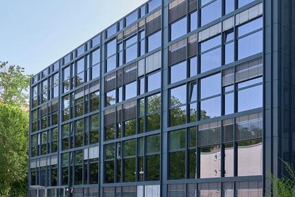 Hochwertige Bürofläche in zentraler Lage - 1.221,02 m² im 4. Obergeschoss zimmer