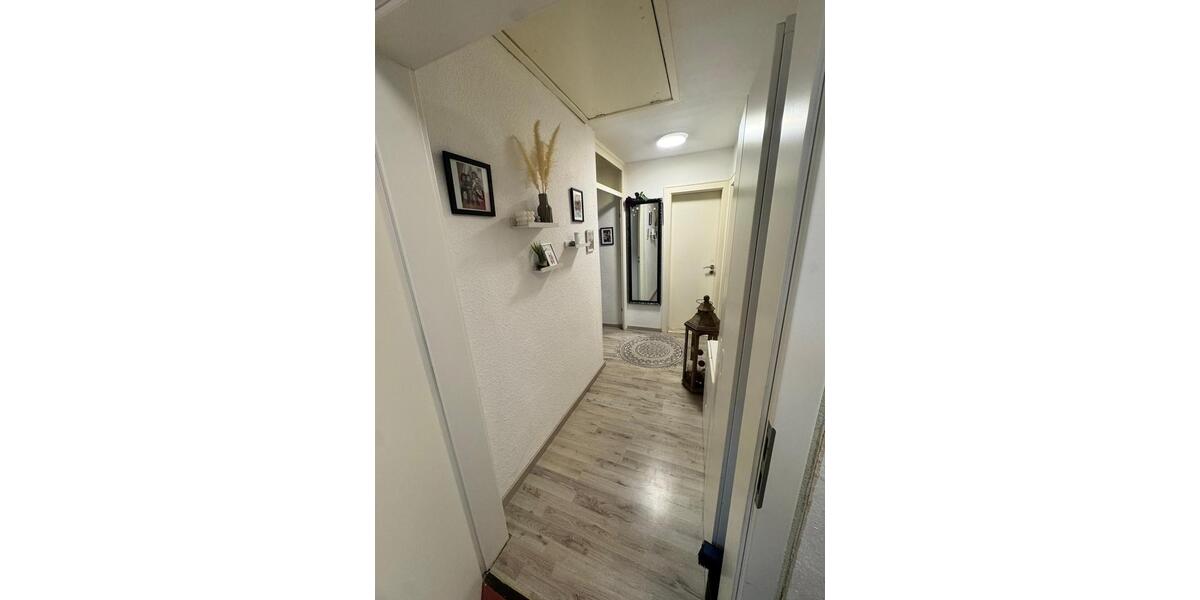 Dachgeschoßwohnung Uetze - 4 Zimmer, 74 m&sup2;, 650&euro; | Angebot:26003942