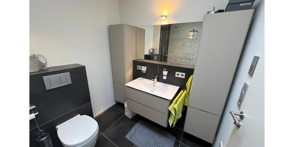 Einfamilienhaus Tuttlingen - 2.5 Zimmer, 70 m&sup2;, 1.300&euro; | Angebot:24784392