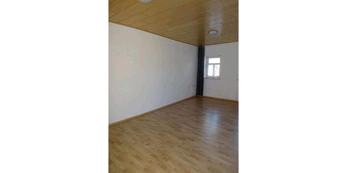 Einfamilienhaus Preist - 6 Zimmer, 170 m&sup2;, 1.300&euro; | Angebot:26604431