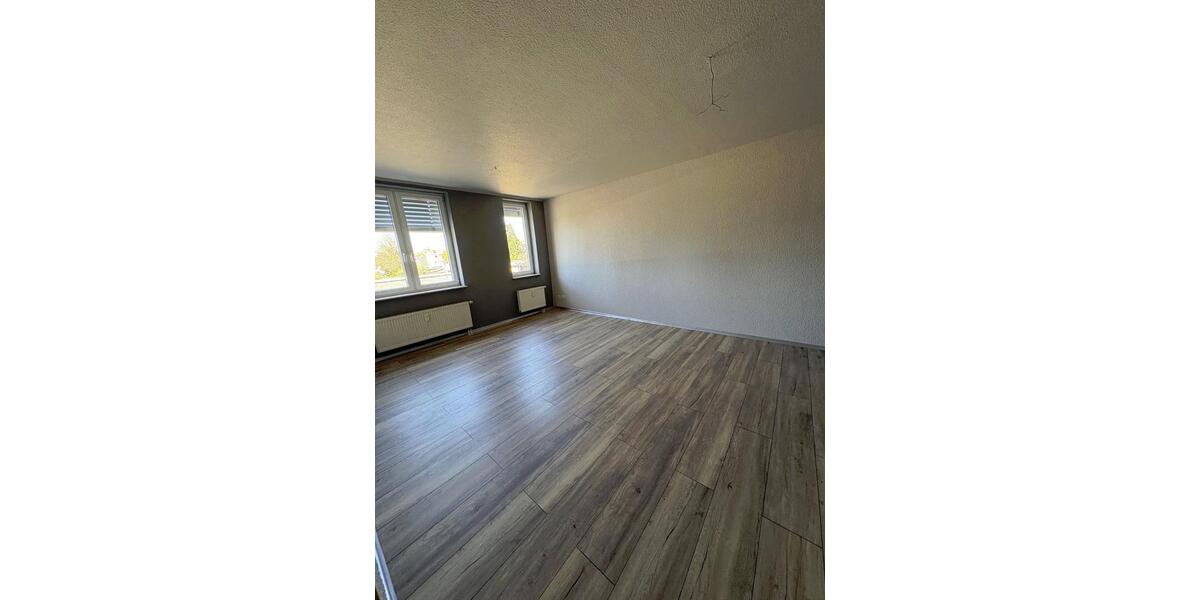 Etagenwohnung Freiberg - 4 Zimmer, 97 m&sup2;, 630&euro; | Angebot:26368531