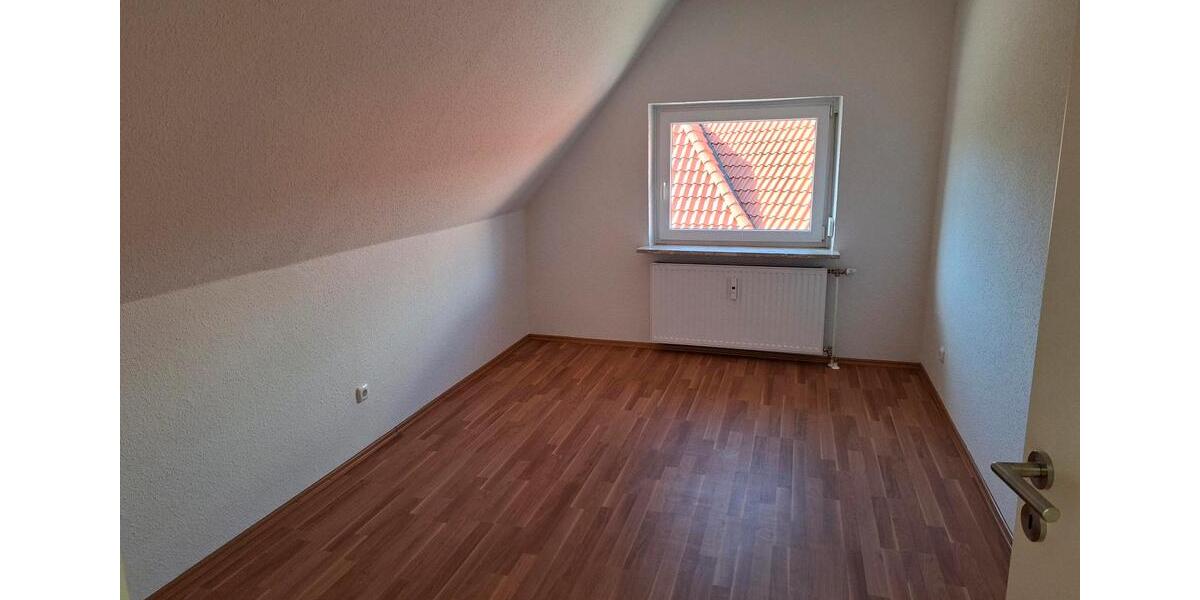 Etagenwohnung Bleckede - 3 Zimmer, 87 m&sup2;, 750&euro; | Angebot:26373002