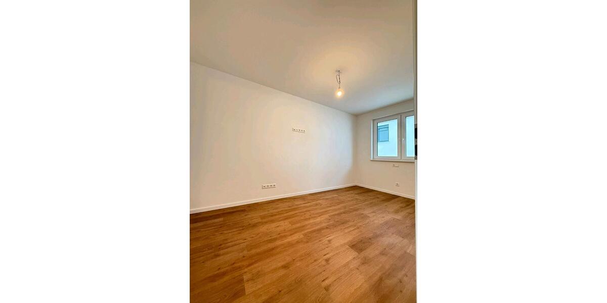 Hochparterre Östringen - 3 Zimmer, 80 m&sup2;, 1.050&euro; | Angebot:26415109