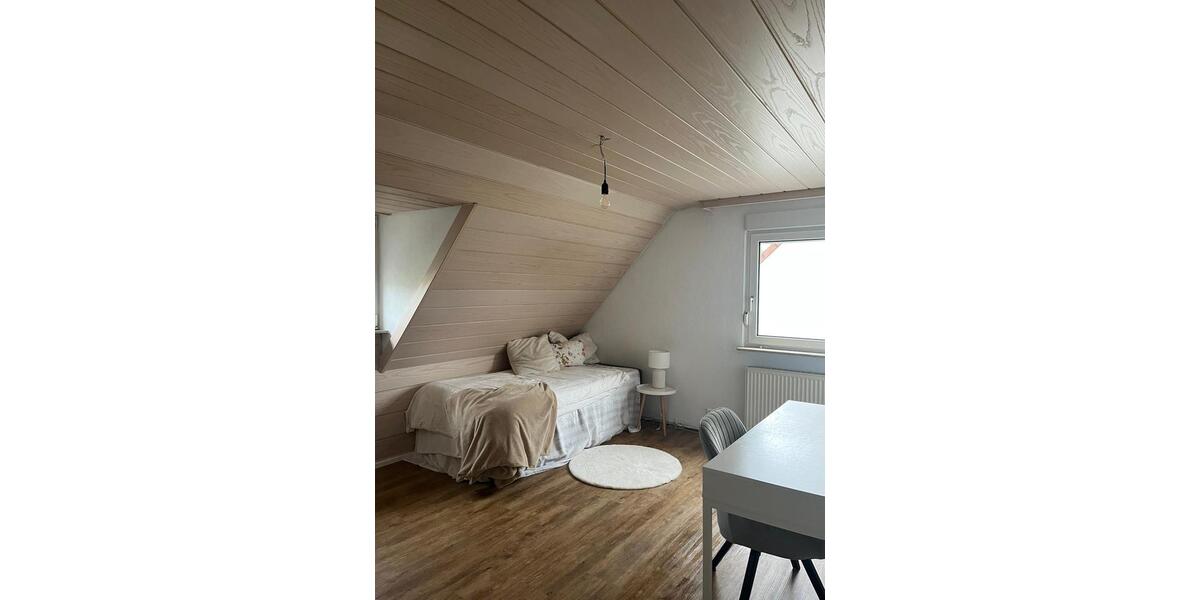 Dachgeschoßwohnung Fellbach - 2 Zimmer, 59 m&sup2;, 900&euro; | Angebot:26384394