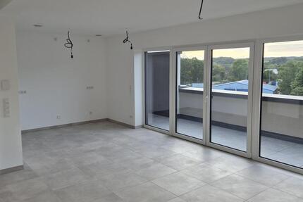 Haus Wadern - 2 Zimmer, 89 m&sup2;, 1.100&euro; | Angebot:25988746