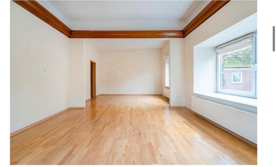 Maisonettenwohnung Esens - 4 Zimmer, 200 m&sup2;, 1.350&euro; | Angebot:26209887
