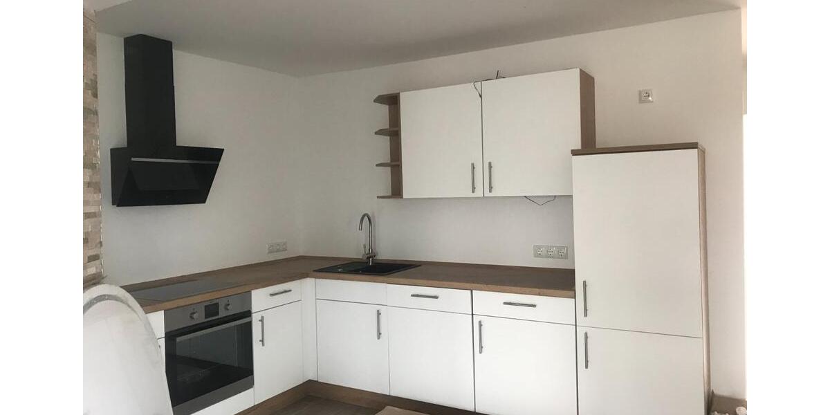 Erdgeschoßwohnung Felsberg - 5 Zimmer, 156 m&sup2;, 1.404&euro; | Angebot:25881411