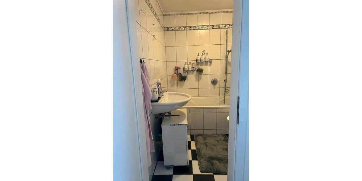 Schöne helle 3ZKDB Wohnung in Walheim ca 80 qm 3 zimmer