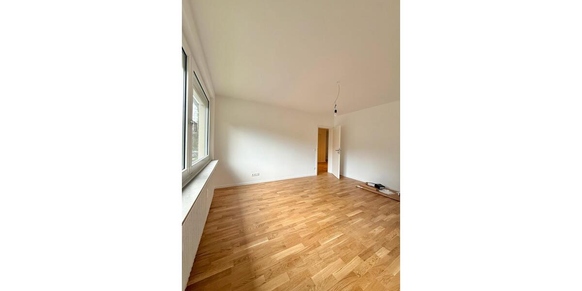 Etagenwohnung Wuppertal Lichtenplatz - 3 Zimmer, 100 m&sup2;, 1.490&euro; | Angebot:26578558