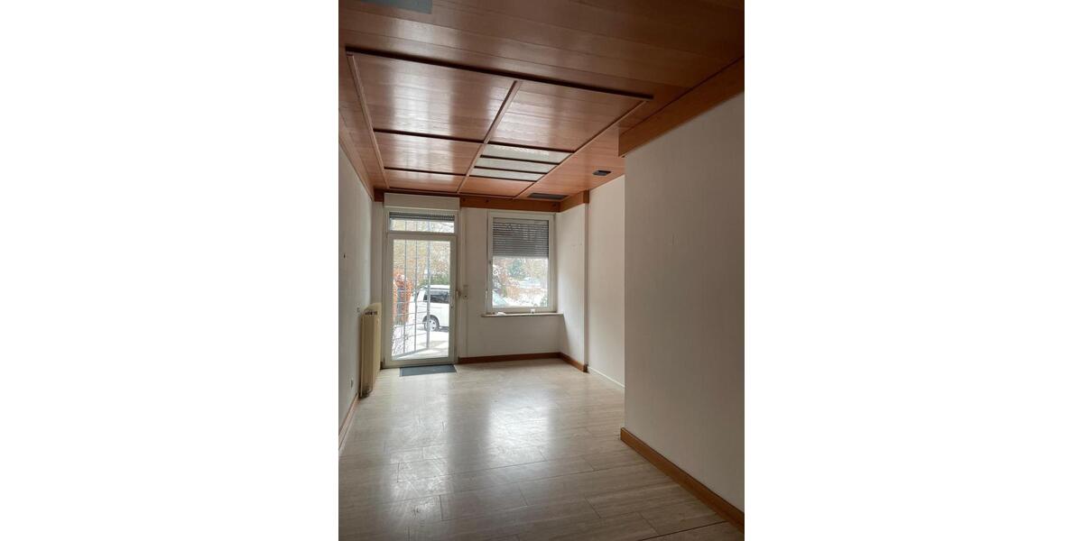 Etagenwohnung Hannover Vahrenwald-List - 3 Zimmer, 95 m&sup2;, 990&euro; | Angebot:24805800