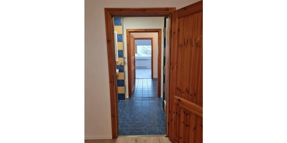 Sanierte Dachgeschosswohnung mit Weitblick in Remscheid Hasten 2 zimmer