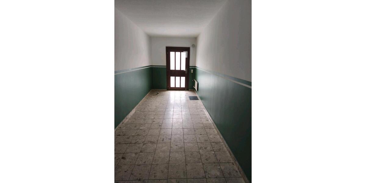 Etagenwohnung Seehausen (Altmark) - 3 Zimmer, 70 m&sup2;, 350&euro; | Angebot:26478477