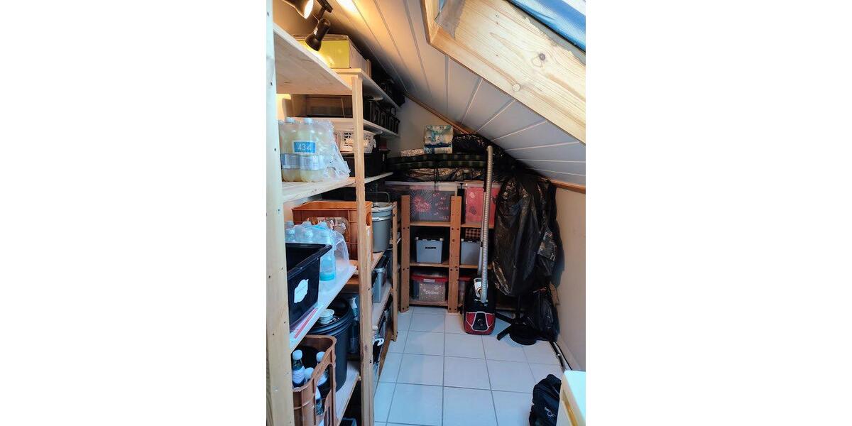 Etagenwohnung Hundsangen - 4 Zimmer, 140 m&sup2;, 1.200&euro; | Angebot:26230359