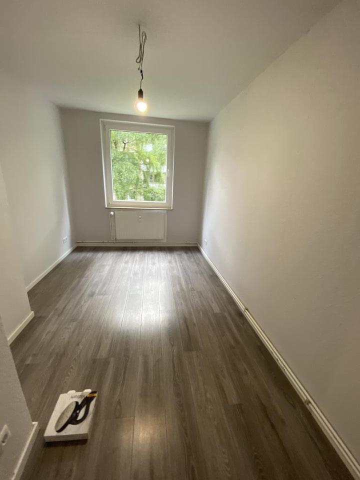 @%§4@%§4@%§4 Renovierte 3-Raumwohnung im ersten Obergeschoss mit Balkon @%§4@%§4@%§4 zimmer