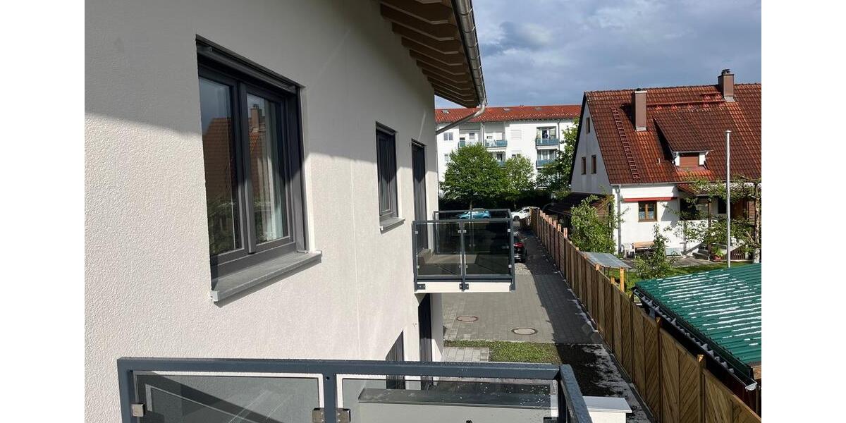 Etagenwohnung Weilheim in Oberbayern - 3 Zimmer, 94 m&sup2;, 1.689&euro; | Angebot:26671324