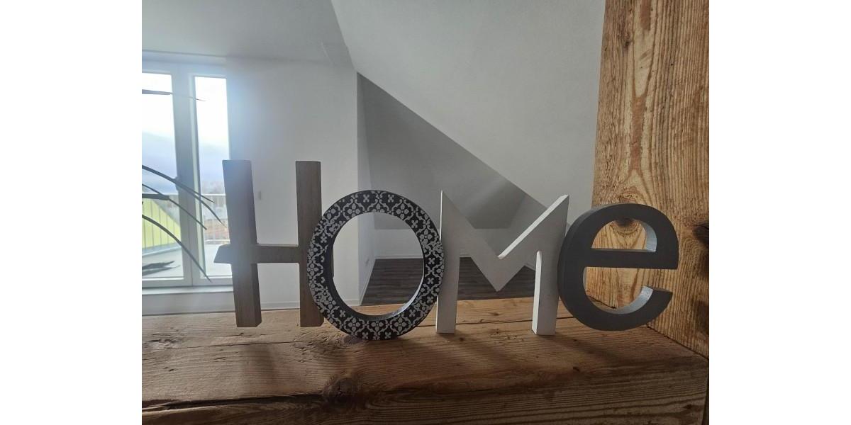 Dachgeschoßwohnung Braunsbedra - 3 Zimmer, 79 m&sup2;, 634&euro; | Angebot:25326000