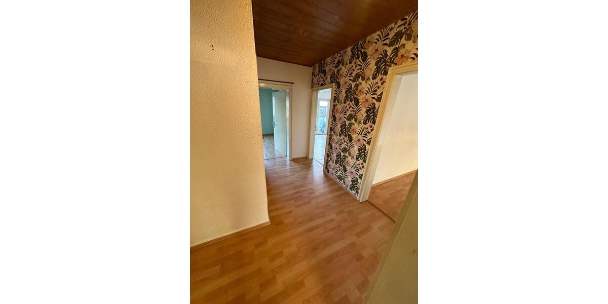 Erdgeschoßwohnung Pirmasens Niedersimten - 3 Zimmer, 67 m&sup2;, 490&euro; | Angebot:19784956