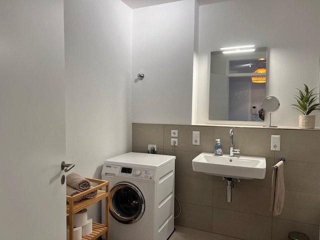 Wohnen auf Zeit Oldenburg Bürgeresch - 1.5 Zimmer, 68 m&sup2;, 1.350&euro; | Angebot:26615171