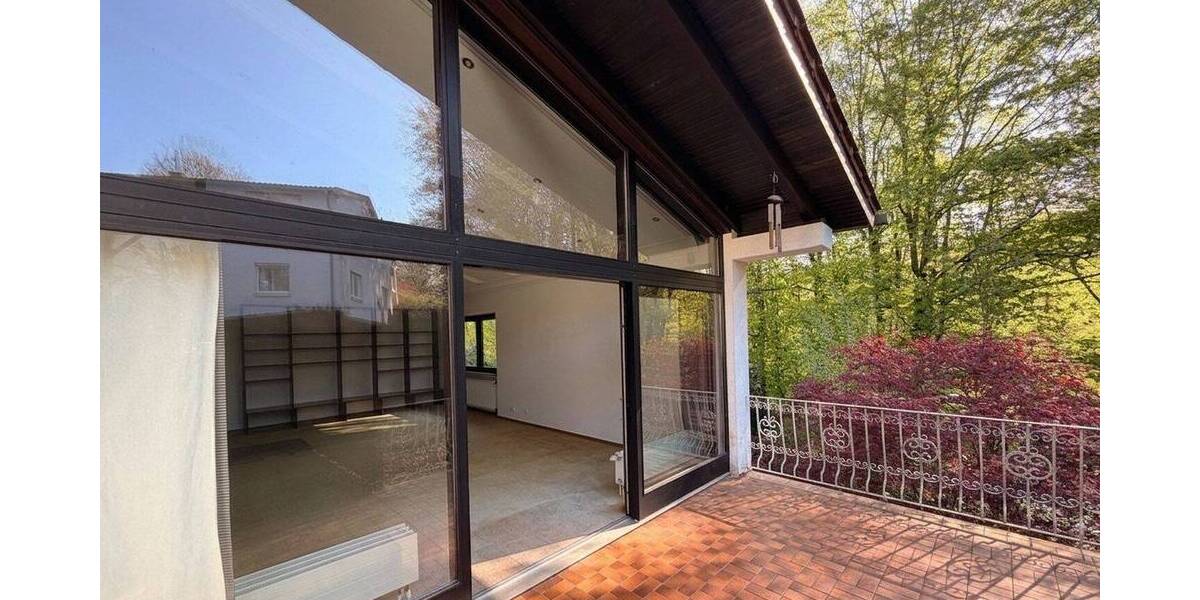 Einfamilienhaus Sulzbach - 7 Zimmer, 210 m&sup2;, 1.750&euro; | Angebot:26616848