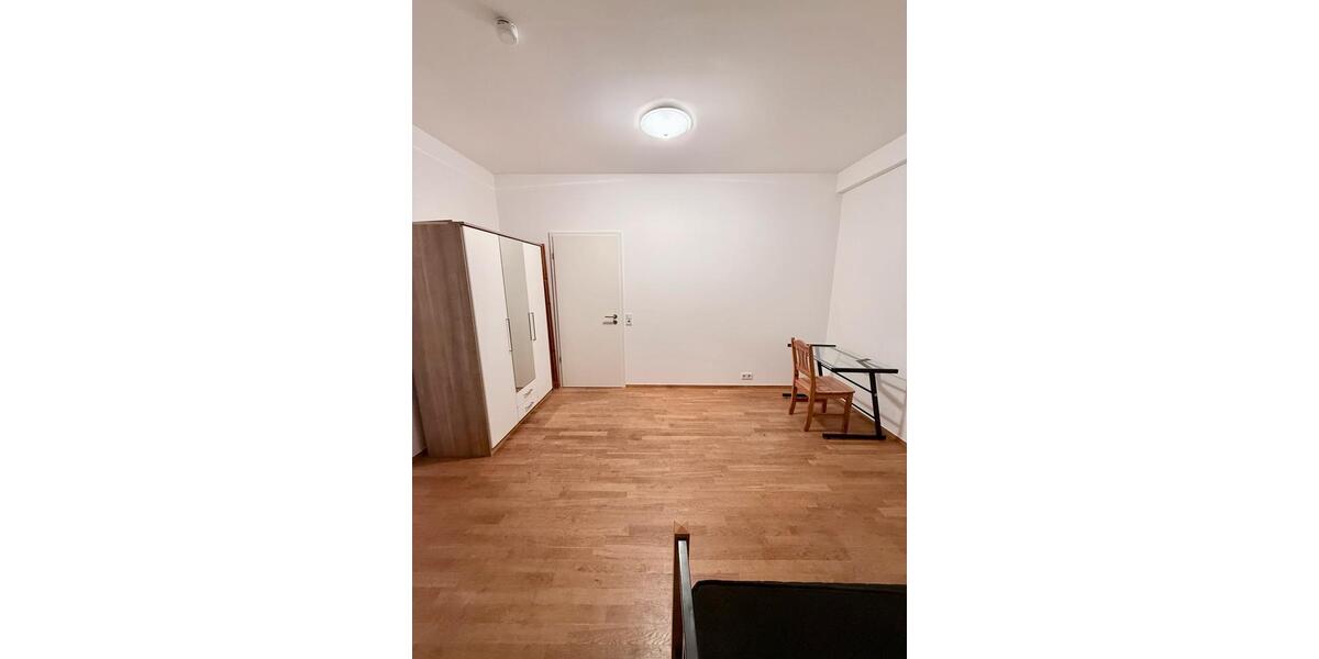 Einfamilienhaus Trossingen - 8 Zimmer, 30 m&sup2;, 310&euro; | Angebot:26625623