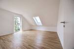 Erstbezug: Lichtdurchflutete 3-Zimmer-Wohnung im Penthouse-Stil in Bestlage von Alterlangen