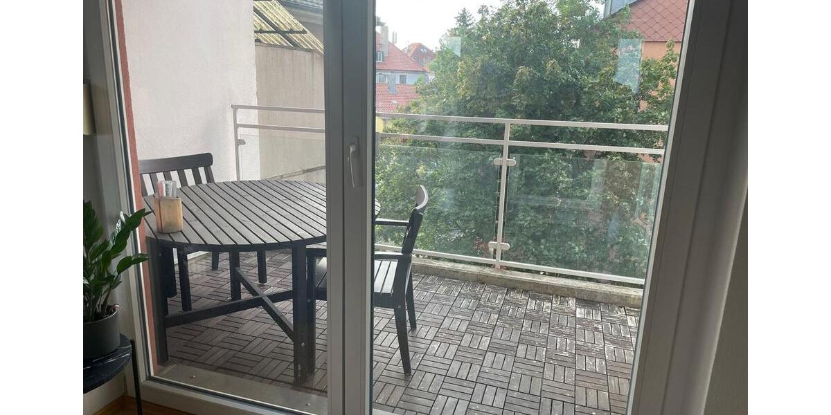 Etagenwohnung Würzburg Dürrbachau - 2 Zimmer, 57 m&sup2;, 900&euro; | Angebot:24852104