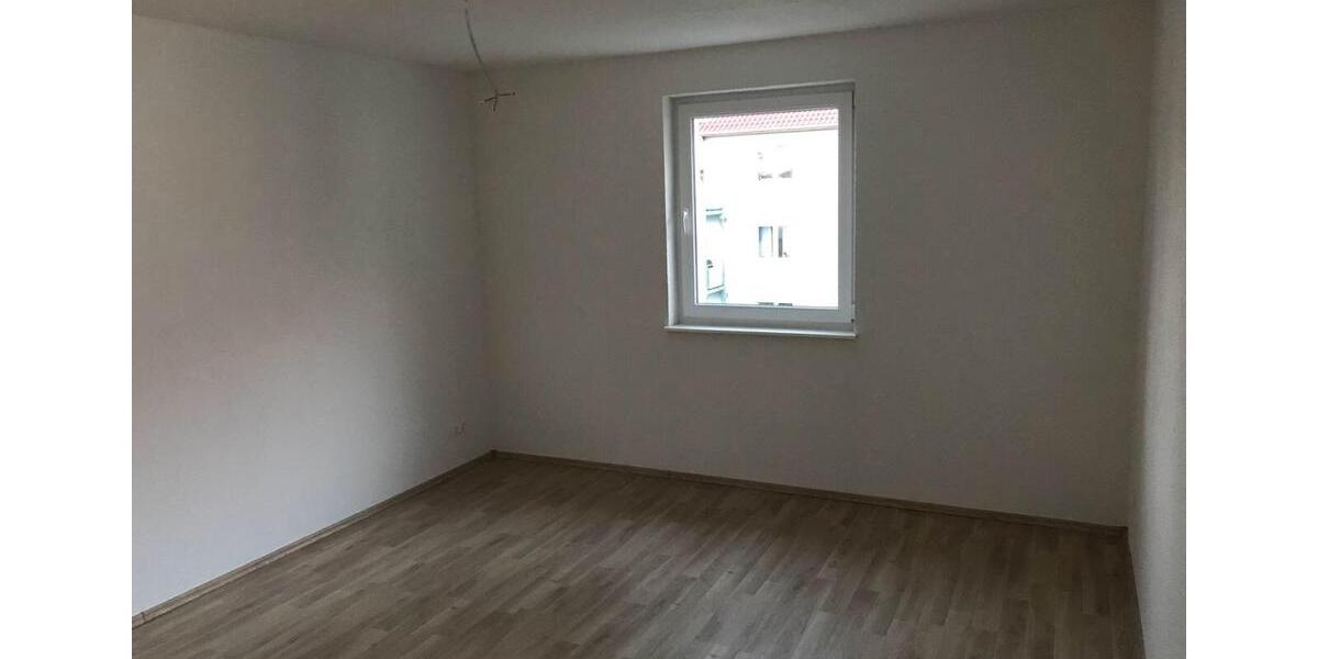 Etagenwohnung Nauen - 3 Zimmer, 77 m&sup2;, 850&euro; | Angebot:26646408