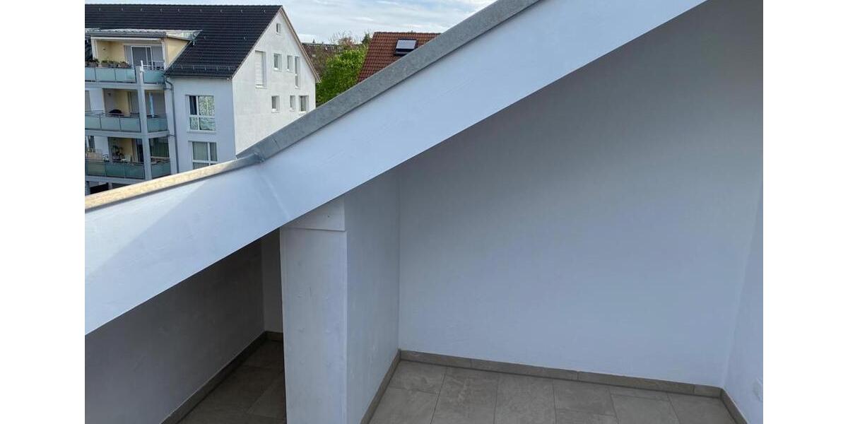 Dachgeschoßwohnung Wendlingen am Neckar - 2.5 Zimmer, 60 m&sup2;, 1.000&euro; | Angebot:25053517