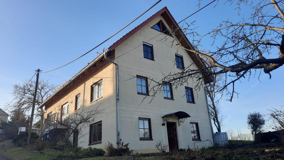 Schöne, sehr ruhig gelegene 2 Zimmer Wohnung mit Gartenanteil 1 zimmer