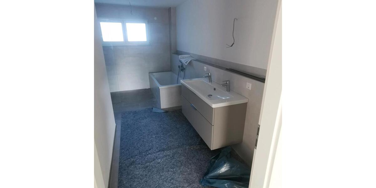 Etagenwohnung Neubulach - 4 Zimmer, 131 m&sup2;, 1.450&euro; | Angebot:24610929