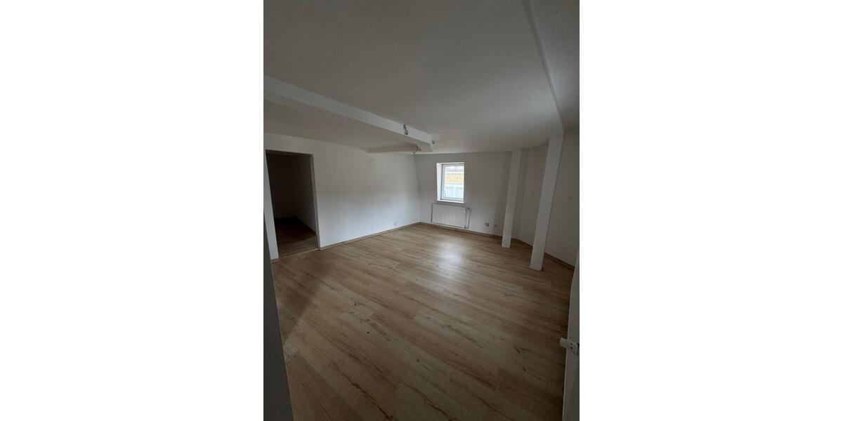 Etagenwohnung Schöningen - 3 Zimmer, 70 m&sup2;, 550&euro; | Angebot:24380444