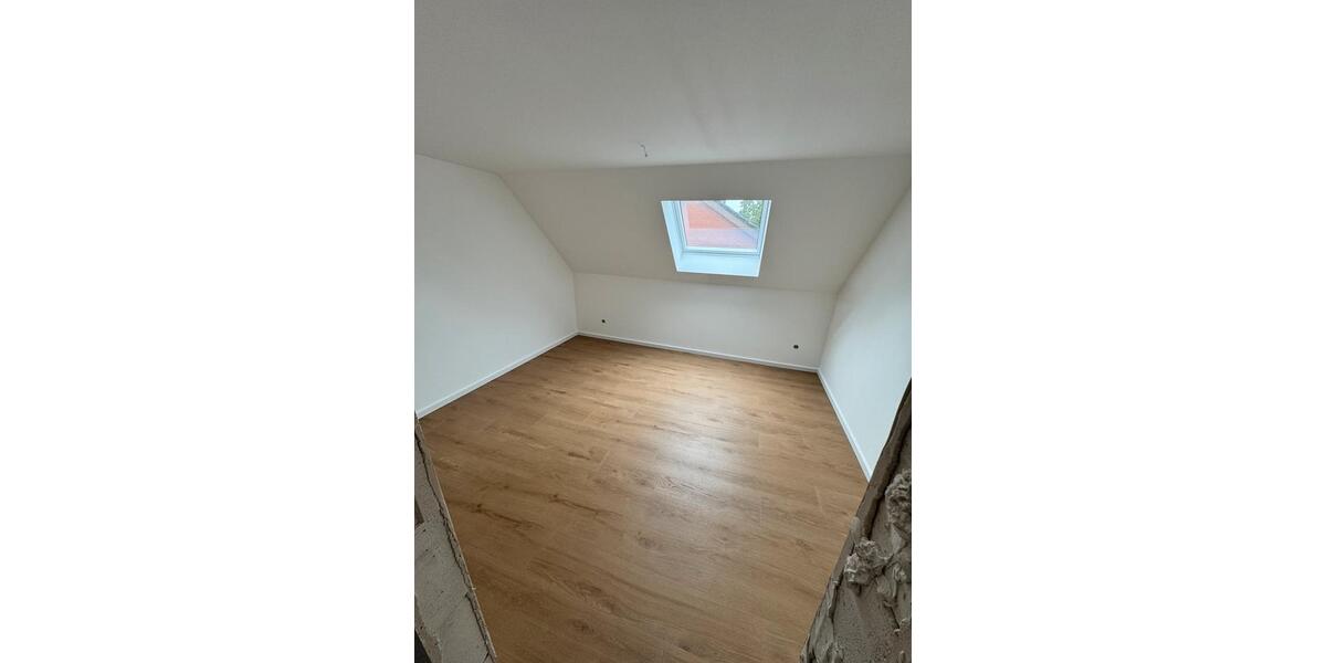 Doppelhaushälfte Großenaspe - 5 Zimmer, 140 m&sup2;, 1.750&euro; | Angebot:26009661