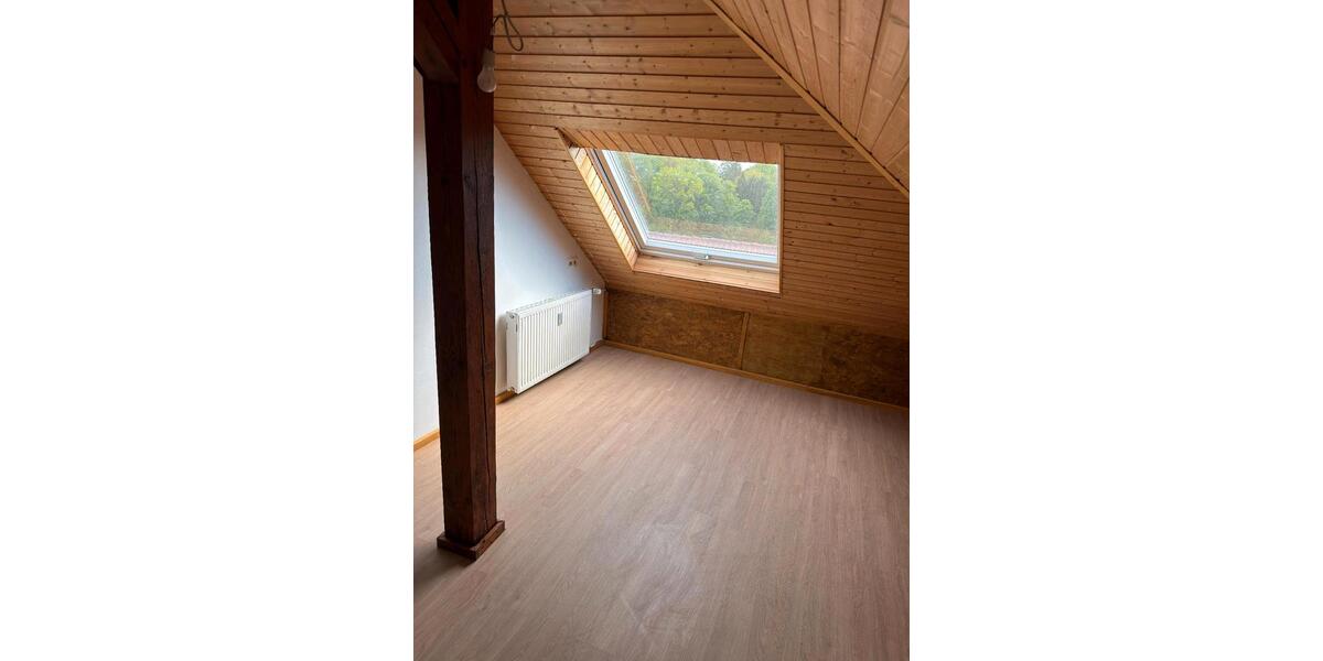 Dachgeschoßwohnung Bebra - 3.5 Zimmer, 69 m&sup2;, 650&euro; | Angebot:26584928