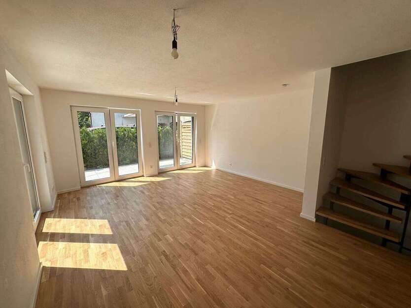 Haus zum Mieten in München 3.950 € 149.63 m²