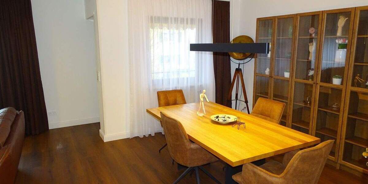 Etagenwohnung Lörrach Stetten - 3 Zimmer, 140 m&sup2;, 2.000&euro; | Angebot:26128306