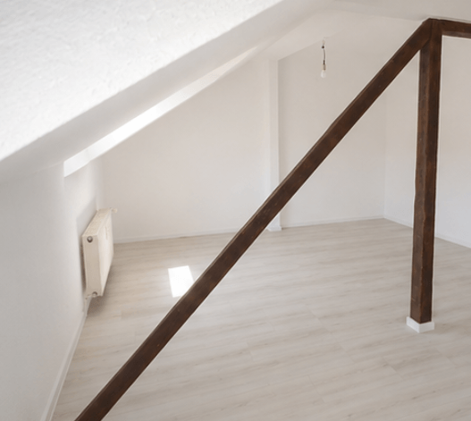 Etagenwohnung Wuppertal Gemarkung Elberfeld - 2 Zimmer, 63 m&sup2;, 610&euro; | Angebot:26990480