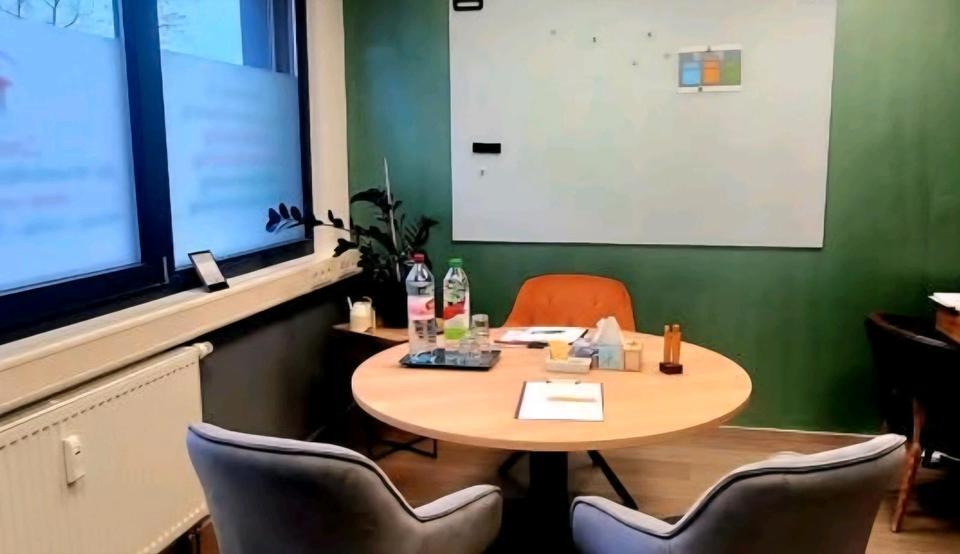 Büroraum - BesprechungsZimmer zur Untermiete