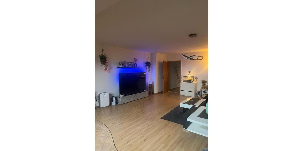 Dachgeschoßwohnung Waren (Müritz) - 2 Zimmer, 64 m&sup2;, 670&euro; | Angebot:26325872