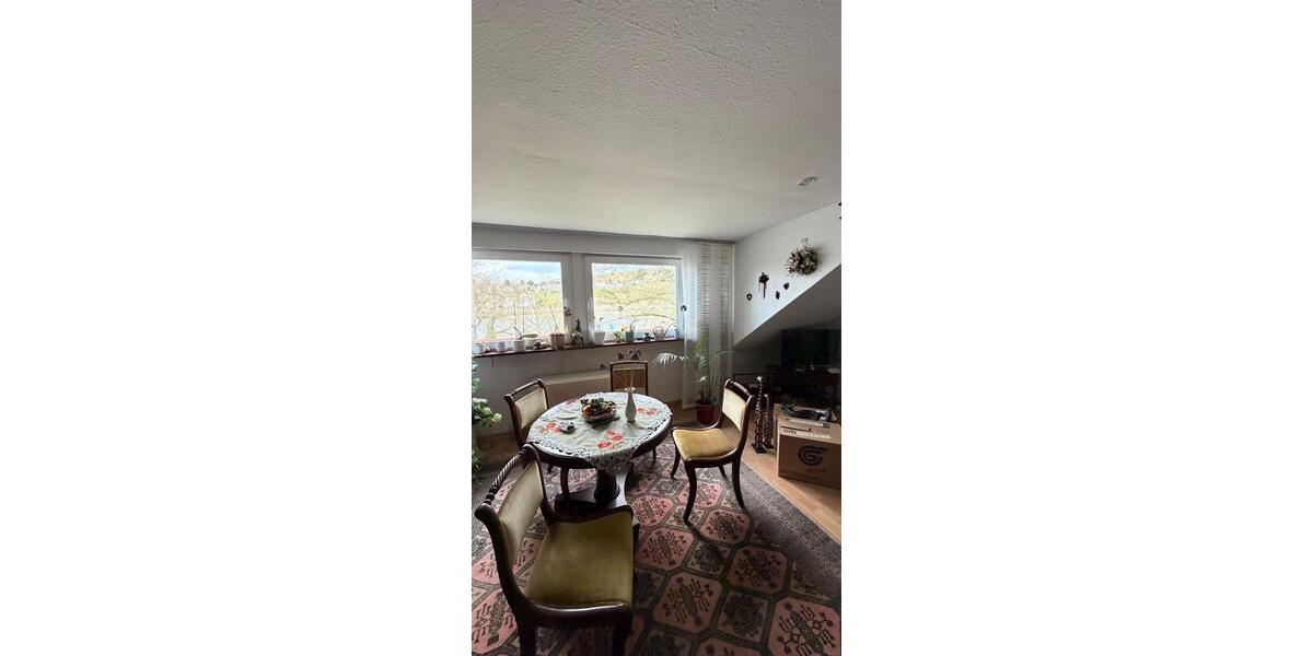 Dachgeschoßwohnung Koblenz Bubenheim - 3 Zimmer, 90 m&sup2;, 900&euro; | Angebot:26048658