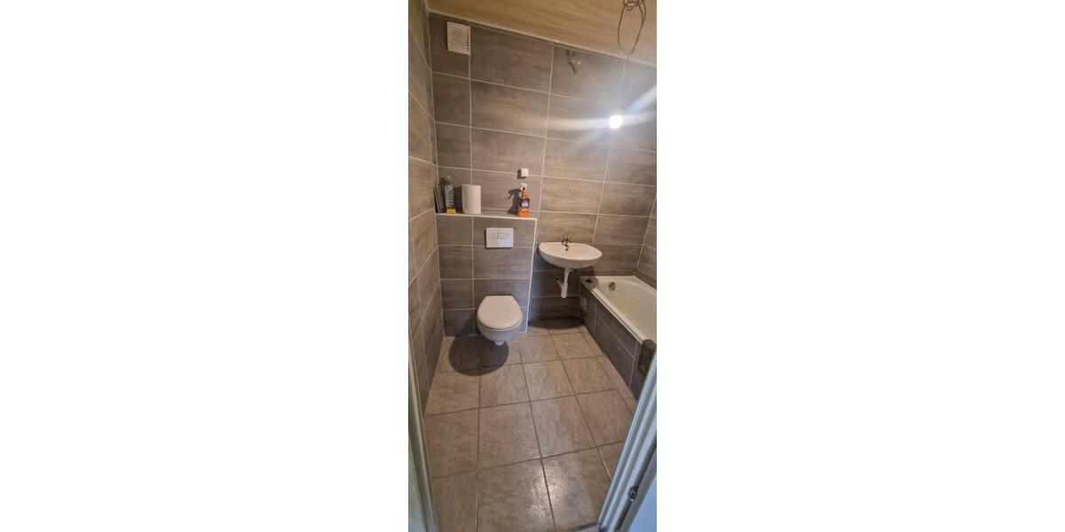 Etagenwohnung Bernstadt auf dem Eigen - 3 Zimmer, 71 m&sup2;, 390&euro; | Angebot:26693404