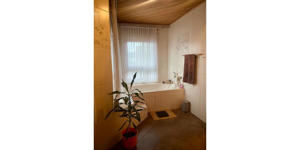 Wohnen auf Zeit Gründau - 1 Zimmer, 160 m&sup2;, 380&euro; | Angebot:26591866
