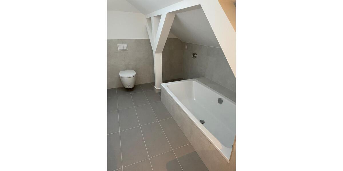 Etagenwohnung Leipzig - 4 Zimmer, 188 m&sup2;, 2.439&euro; | Angebot:25429707