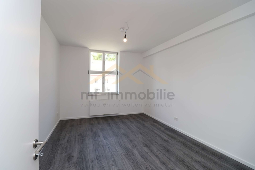 Seltenheit! 4 Zimmer, Küche, Bad, Balkon kurzfristig verfügbar 4 zimmer