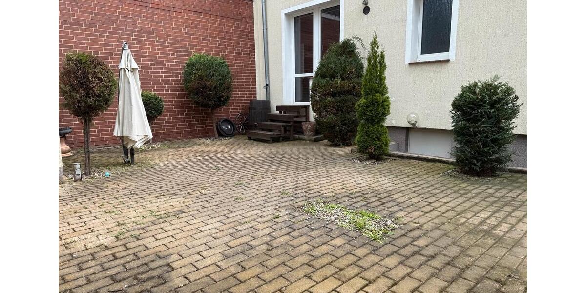 Doppelhaushälfte Helmstedt - 6 Zimmer, 200 m&sup2;, 1.600&euro; | Angebot:25049139