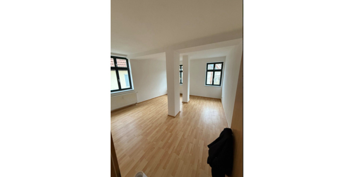 Etagenwohnung Gräfenhainichen - 3 Zimmer, 79 m&sup2;, 590&euro; | Angebot:25921877