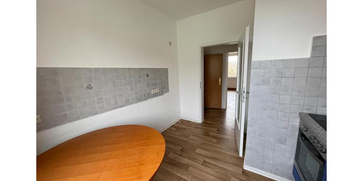 Etagenwohnung Nienburg (Saale) - 3 Zimmer, 63 m&sup2;, 415&euro; | Angebot:19190768