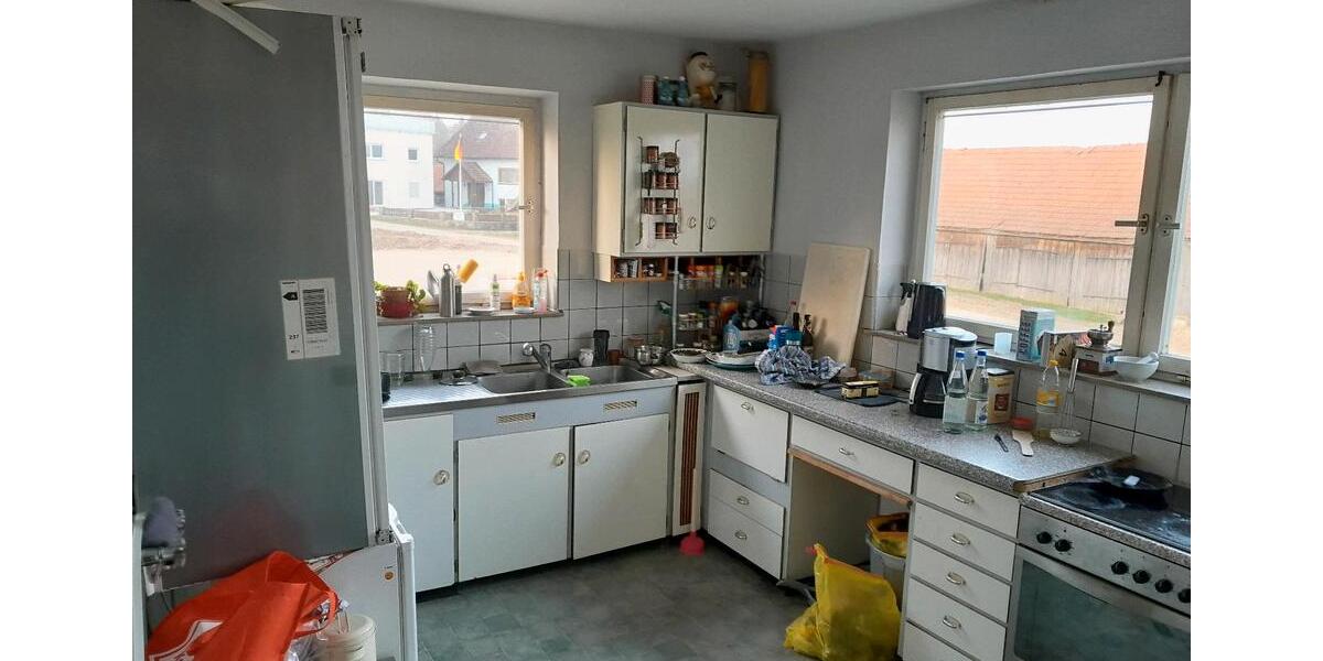 Einfamilienhaus Künzelsau - 8 Zimmer, 160 m&sup2;, 1.300&euro; | Angebot:25414810
