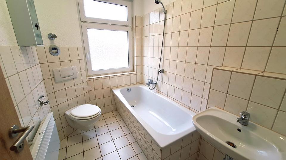 Erdgeschoßwohnung Schmalkalden - 3 Zimmer, 68 m&sup2;, 610&euro; | Angebot:25960334