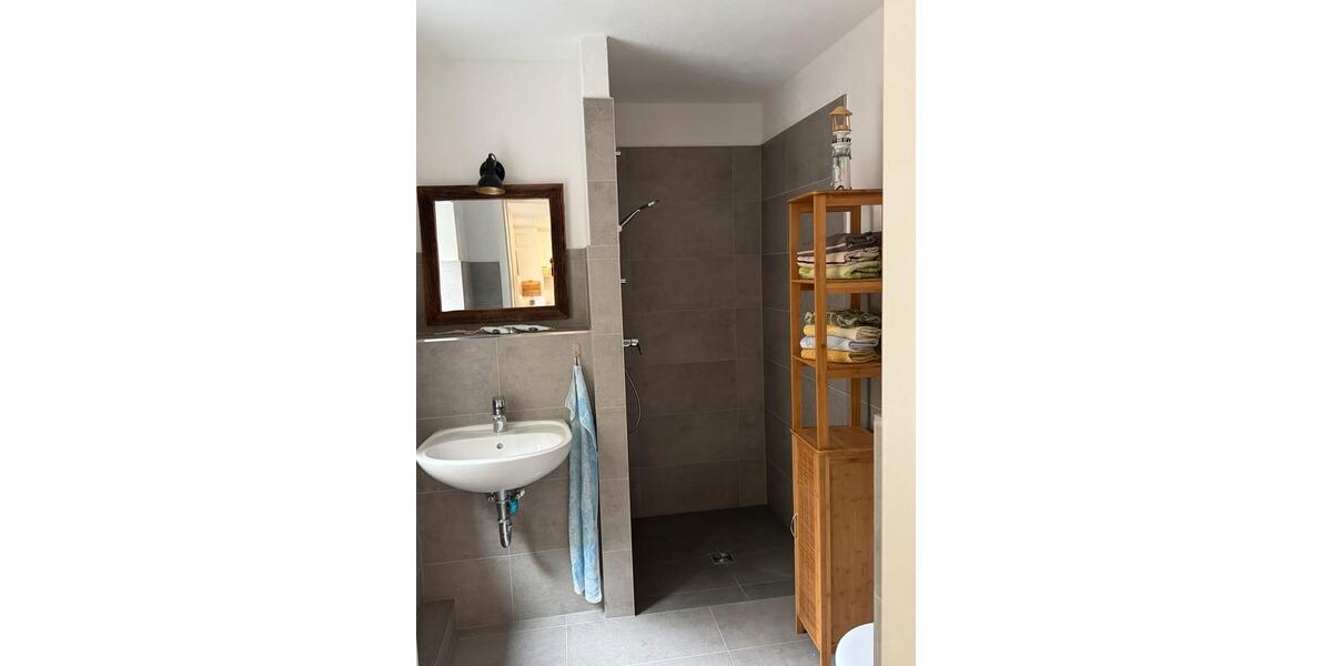 Etagenwohnung Rosenow - 1 Zimmer, 30 m&sup2;, 475&euro; | Angebot:23293975
